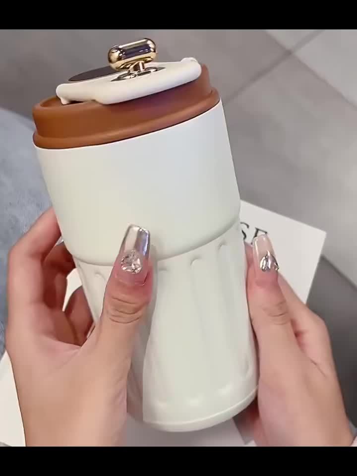 Temperature Display Travel Mug