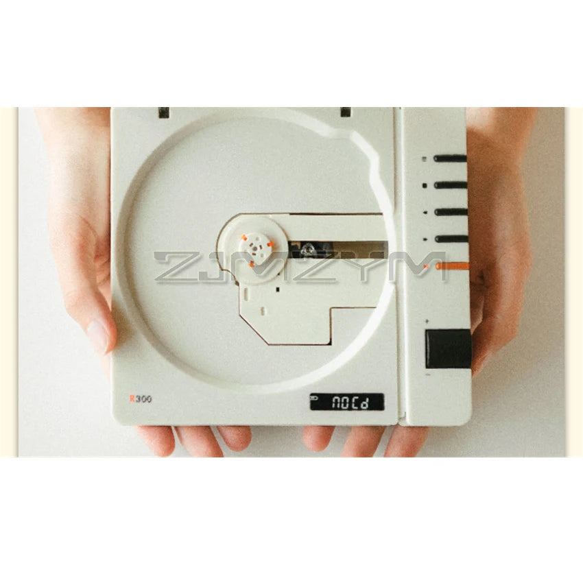 R300 Retro CD Player