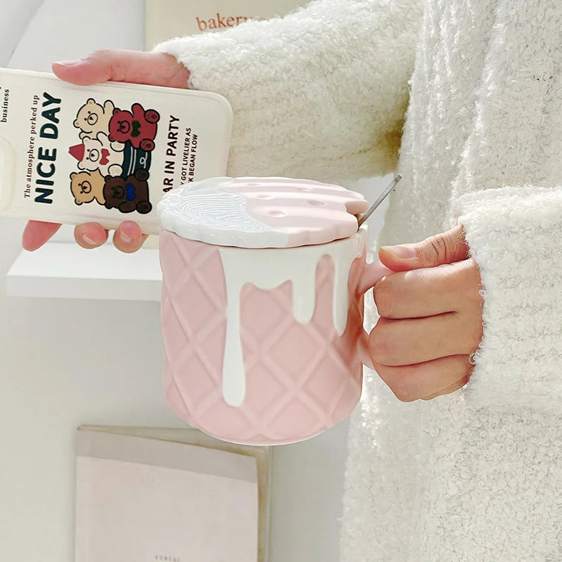 Ceramic Waffle Cone Mug With Lid & Spoon