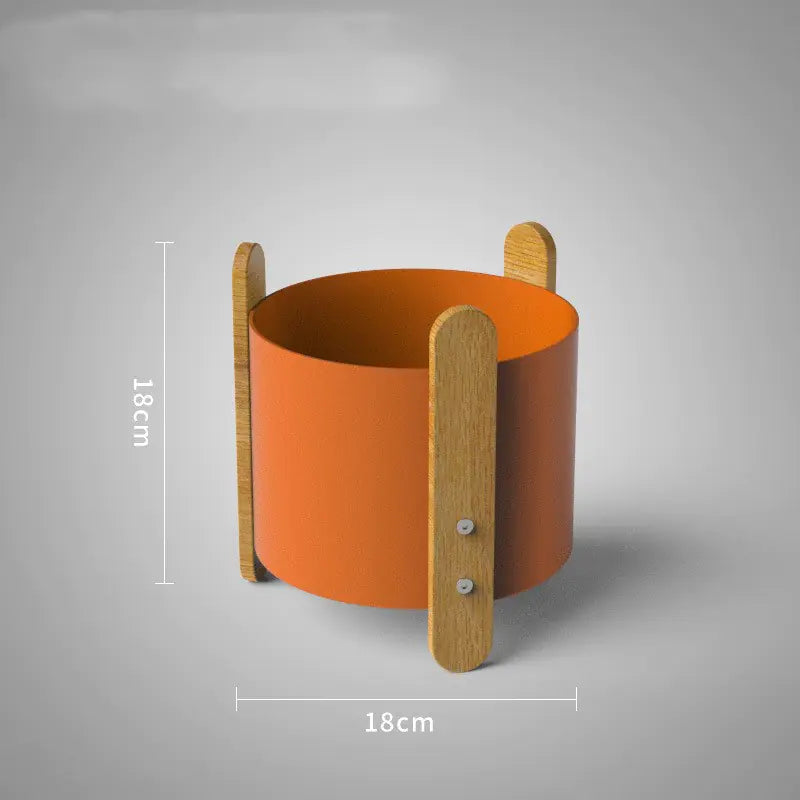 Nordic Iron Planter