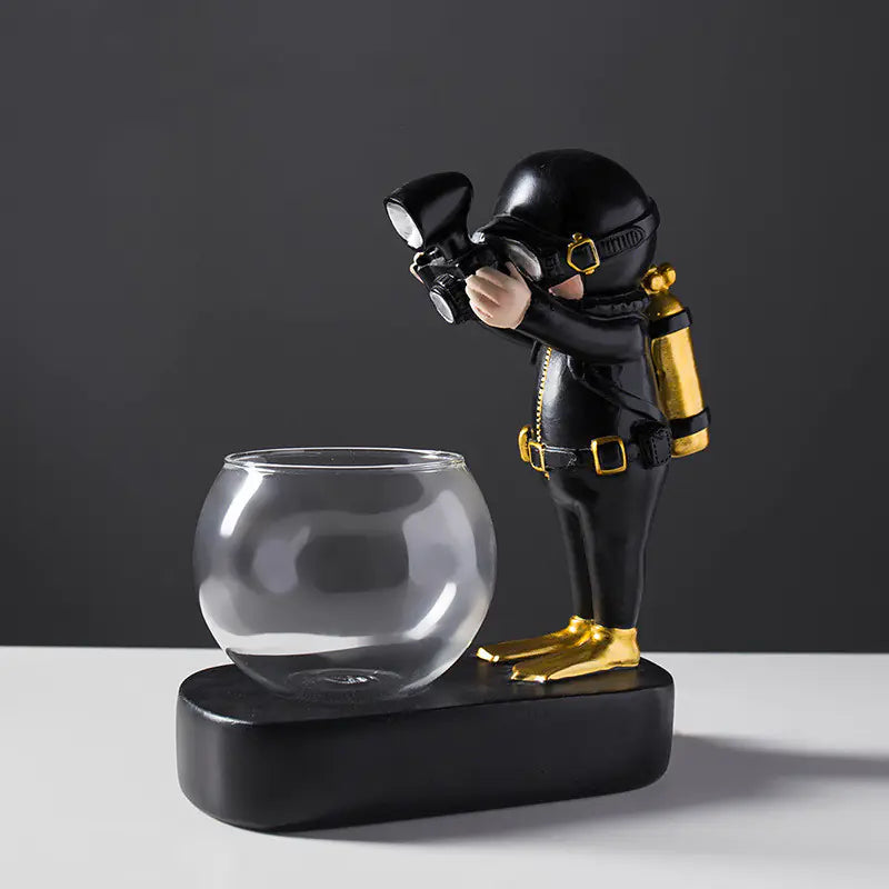 Astronaut/Diver Buddy Hydroponic Vase